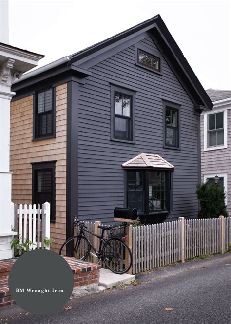 12 Dark Exterior Paint Colors Were Loving In Action Chris Loves Julia