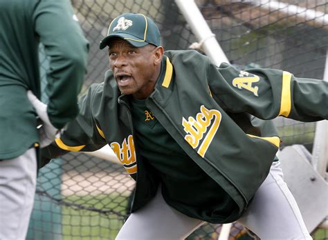 A’s honor Rickey Henderson by naming field after Hall of Famer