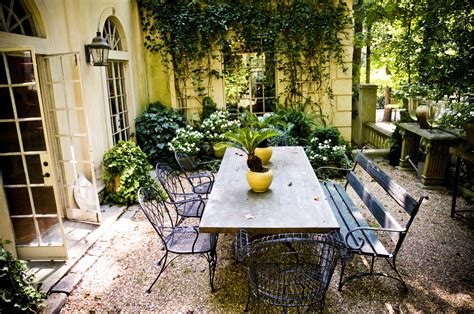 Vintage Style Courtyard In Spring And Summer Backyard