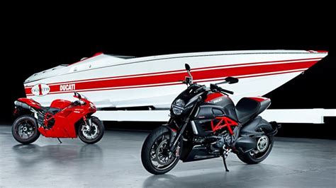 Motorboat Cigarette Racing And Ducati Present 42x Ducati Edition