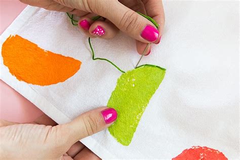 Easy Diy Citrus Stamped And Embroidered Tea Towels Sarah