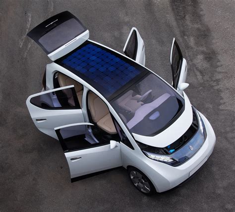 8 Futuristic Car Features Techstory