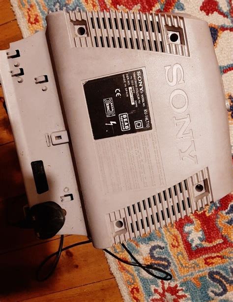 Sony Trinitron Kv 14lt1u 14 Inch Colour Crt Tv Spares Or Repair Ebay