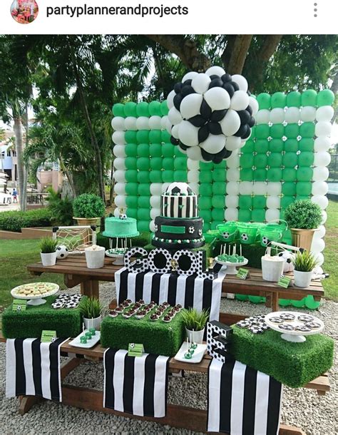 soccer theme birthday party dessert table and decor compleanno a tema calcio feste a tema