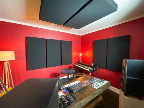 A Beginners Guide To Home Studio Acoustic Treatment