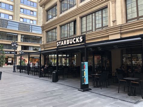 Venezia Mega Outlete Yenİ Marka Starbucks Mallandmotto