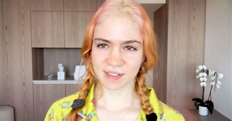 Grimes Goes Barefaced And Shares Battle With Pregnancy Skin In New