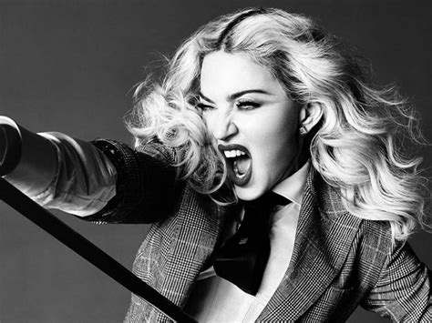 Madonna Wallpapers Madonna Black And White 1024x768 Wallpaper