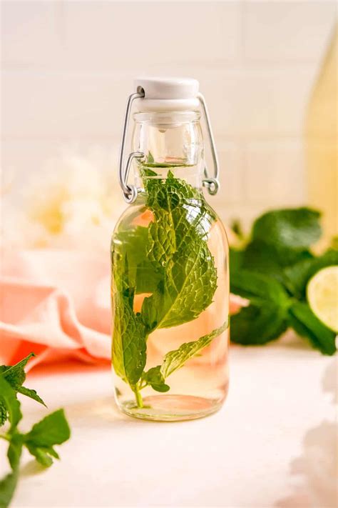 How To Make Mint Simple Syrup Video Lesson Mm Kitchen