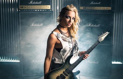 Nita Strauss