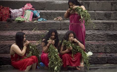 Photos Hindu Women Celebrate Teej South China Morning Post