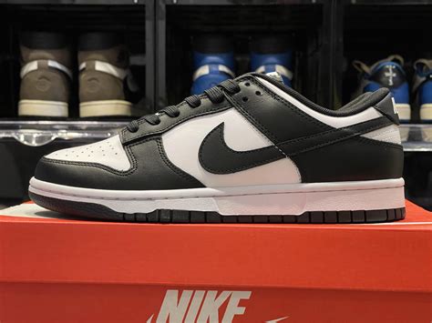 Nike Dunk Low Panda 2024