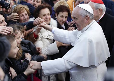 El Papa Francisco Se Reúne Con Víctimas De La Prostitución