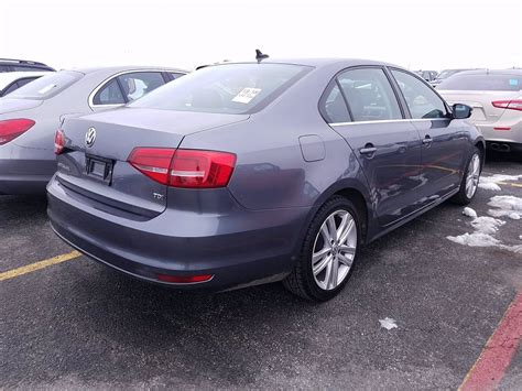 As most of vw's competitors are chasing sloping roofs and higher beltlines, volkswagen is content. Pre-Owned 2015 Volkswagen Jetta 2.0L TDI SEL 4D Sedan in ...