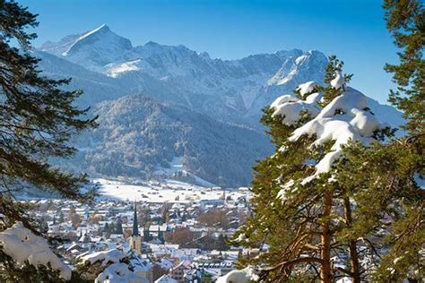 #garmischpartenkirchen this is not the official account. Winterurlaub in Garmisch-Partenkirchen ...