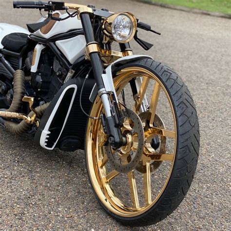 Harley Davidson® Custom Vrod Gold By Curran Customs