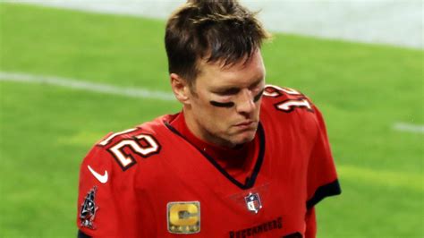 New Orleans Saints 38 3 Tampa Bay Buccaneers Tom Brady Throws Three Interceptions In Blowout