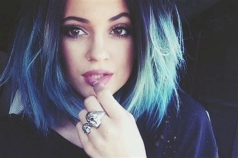 Kylie kristen jenner (born august 10, 1997) is an american media personality, socialite, model, and businesswoman. DIY | Super Easy Kylie Jenner Instagram Worthy Nail Art