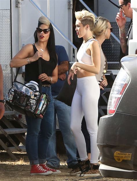 Miley Cyrus We Cant Stop Music Video Set In Los Angeles 02 Gotceleb