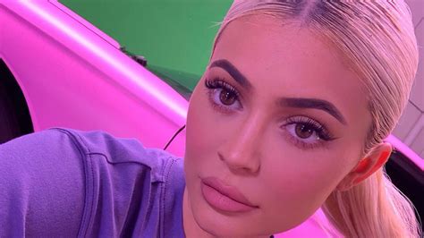 The Egg Instagram Account Officially Broke Kylie Jenners Most Liked