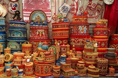Russian Culture, Customs, and Traditions - WorldAtlas.com