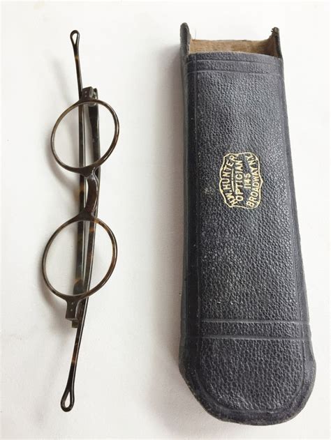 Victorian Eyeglass Case With Glasses Etsy Eyeglass Case Eyeglasses Glasses