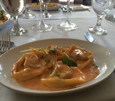 Whether you're looking for original christmas food gifts or something extra special for your own festive feast, this collection of christmas food will give you plenty of great ideas. Holiday Italian Food (With images) | Dc food