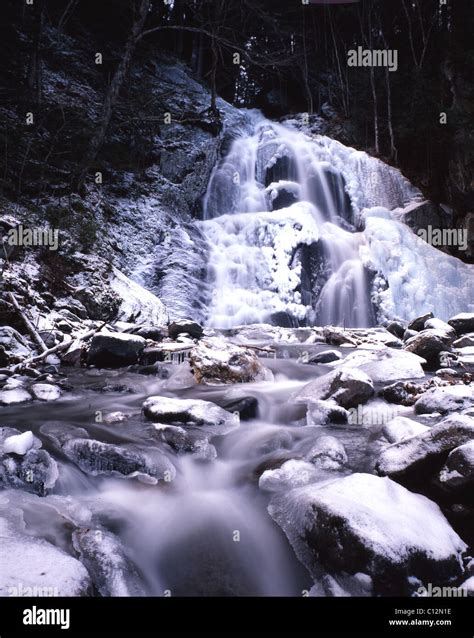 Frozen Waterfall Vt Stock Photo Alamy