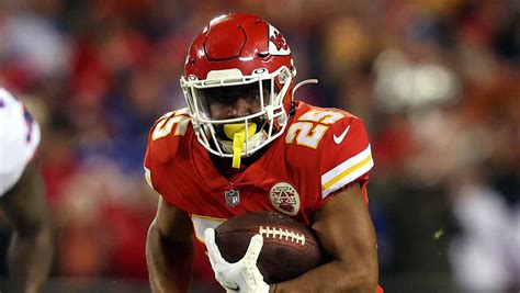Watch Chiefs Clyde Edwards Helaire Featured In Hype Vid