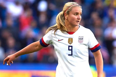 lindsey horan benched in surprise uswnt world cup decision sport fitness and diets move it or