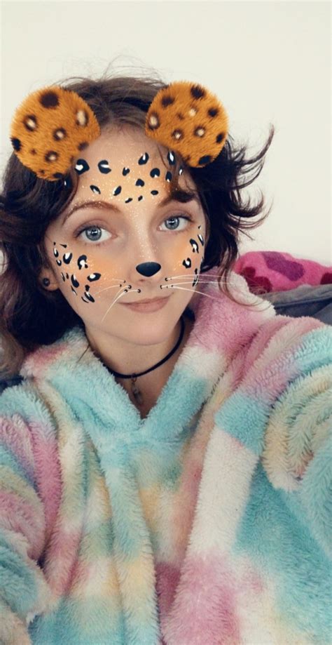 Xheatherbryantx On Twitter 🙃 Dont Mind Me Just Playing With Snapchat 🙃 Selfietime Silly
