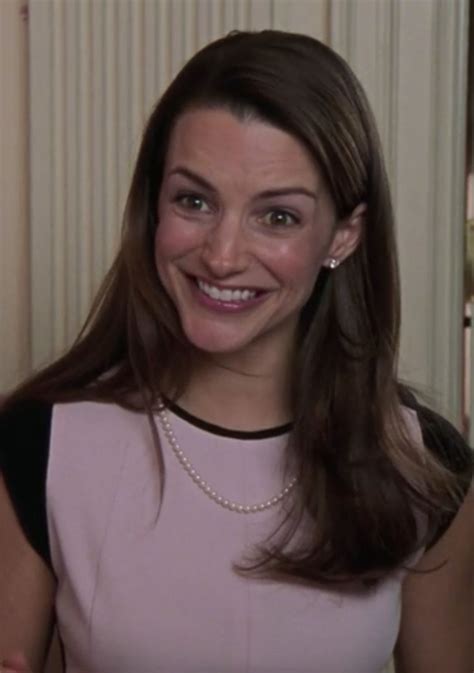 here s what kristin davis looked like as charlotte york in the pilot episode of sex and the city
