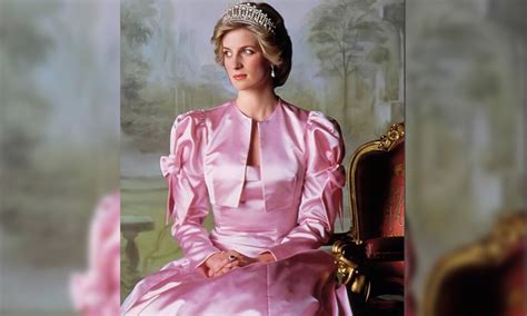 Everything you need to know about princess diana's statue unveiling. Princess Diana's statue to be unveiled to mark her 60th ...