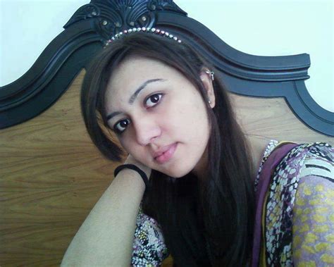 Fun Maza New Teen Desi Pakistani Girl Masti Photo