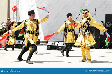 Azerbaijan Folk Dance Editorial Photography Image Of Party 14285407