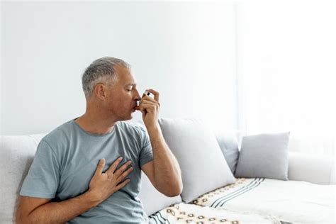 Here Are 8 Asthma Symptoms In Adults You Should Know The Healthy