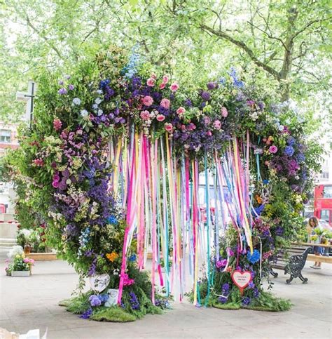 Completely Freestanding Jumbo 6m Tall Heart Shaped Archway Wedding