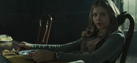 Much of the film was shot on a uk soundstage, with chloë grace moretz playing a harried event planner alongside polyethylene foam puppets standing. CHLOE MORETZ GIFS in 2020 | Chloe moretz, Chloe grace ...