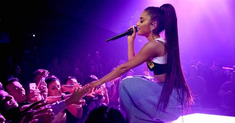 Ariana Grande Is Giving Away 1m In Free Therapy Because “you Are Worth