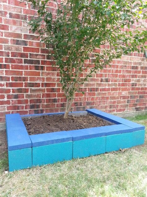 Painted Cinder Block Raised Garden Bed Using Left Over Paint Cheap