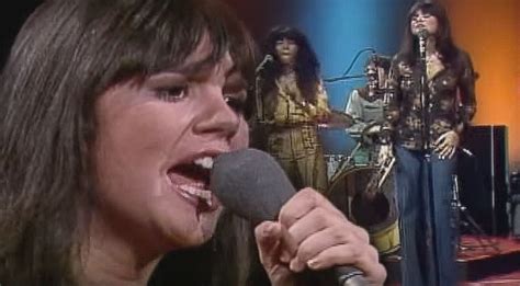 Sassy 70s Heartthrob Linda Ronstadt Charms In Youre No Good Live