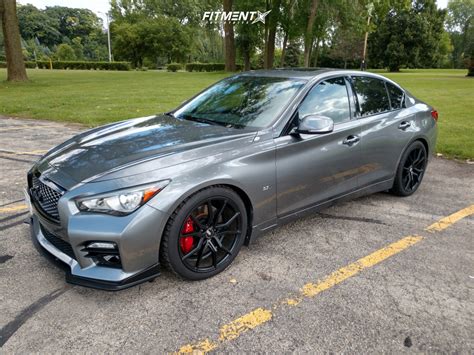 Wheel Offset 2015 Infiniti Q50 Nearly Flush Lowering