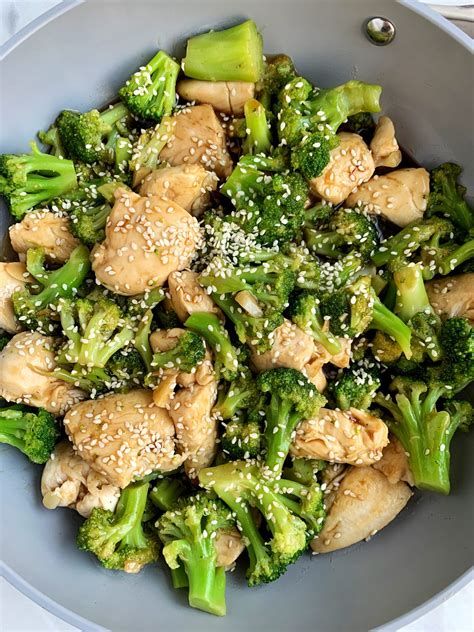 Easy Whole30 Chinese Chicken And Broccoli Rachlmansfield