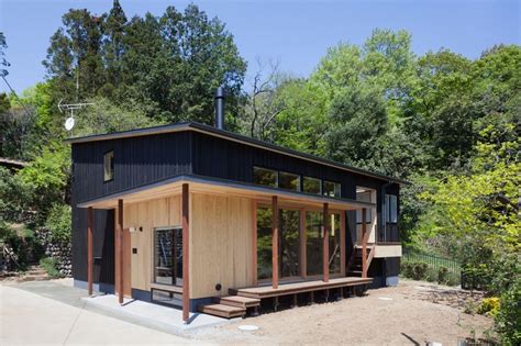 Property is on the beach or right next to it. 「likeHOUSE」おしゃれまとめの人気アイデア｜Pinterest｜Jun | 建築家, 建築, 住宅 外観