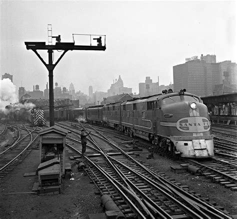 Atsf Chicago Illinois 1952 Santa Fe Railway Diesel No Flickr