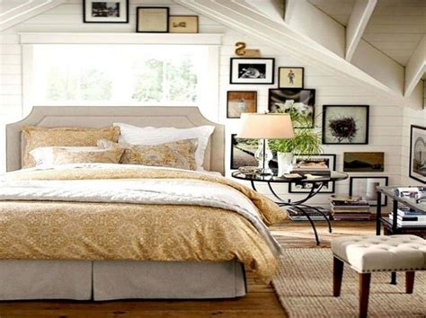 12 Fabulous Farmhouse Bedroom Design Which Makes You Comfortable