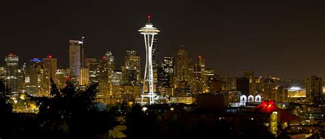 Seattle Downtown Skyline Evening Panorama Photograph By David Gn Fine