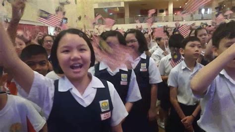 Sjk( c ) poay chee, kuala sangga, adalah sebuah sekolah rendah bantuan modal di daerah larut, matang dan selama, perak. Yak chee school celebration for Malaysia Merdeka day - YouTube