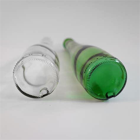 Supply Factory Wholesale 350ml Clear Drink Glass Bottle Green Soda Glass Bottle Wholesale