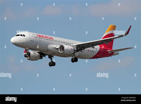Iberia Airbus A320 Avion à Réaction Avec Sharklets Winglets En